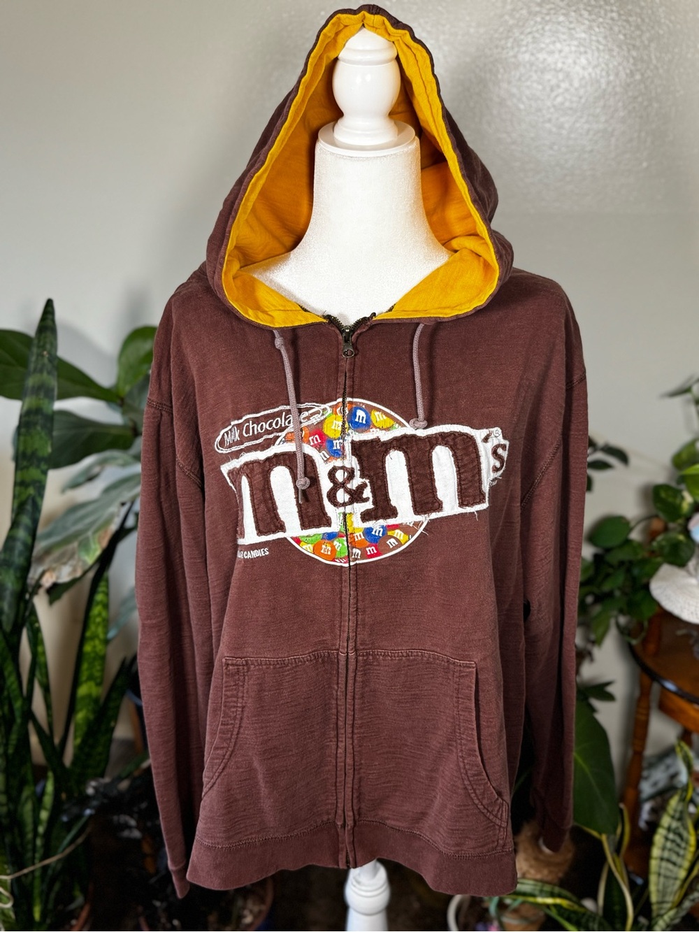 Vintage Y2K M&M'S Men's Brown Zip-Up Hoodie with Yellow Lined Hood